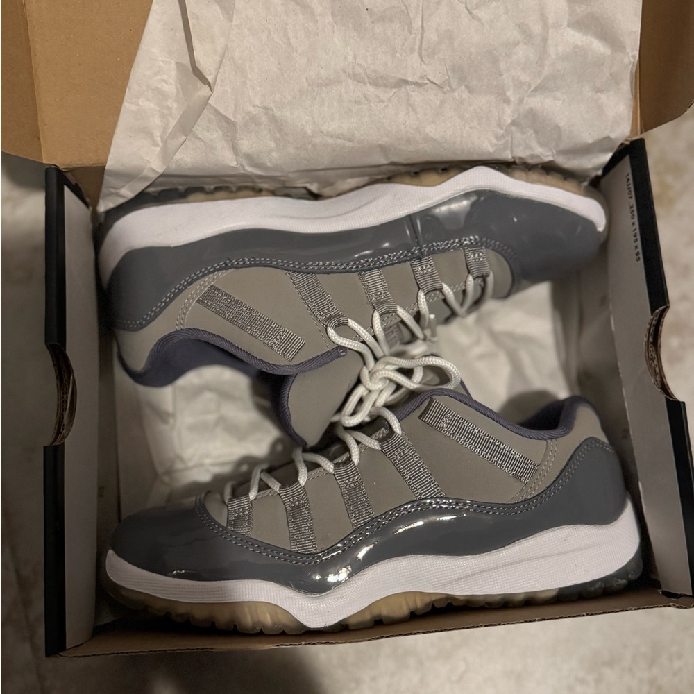 Jordan 11 Retro Low BP in Medium Gray and White